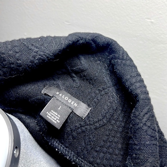 Halogen Off Shoulder Textured Sweater Women’s Size Large Black Thick - Picture 4 of 10